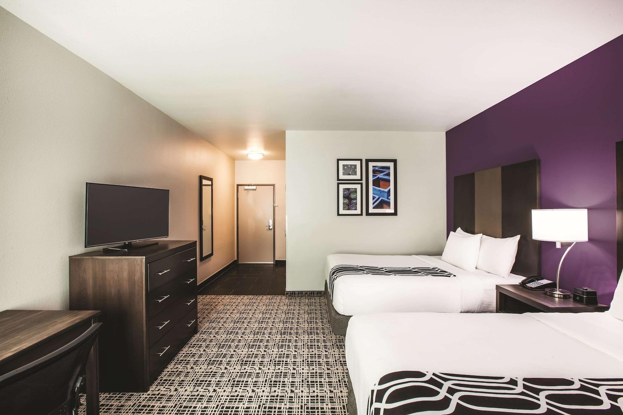 La Quinta By Wyndham Lubbock South Hotel Bagian luar foto